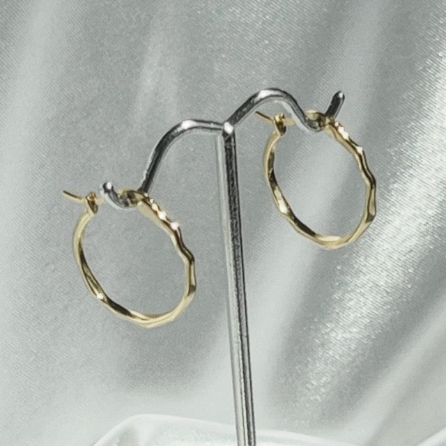 Wavy Hoop Earrings