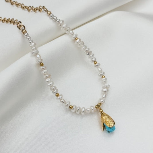 Hint of Turquoise Necklace